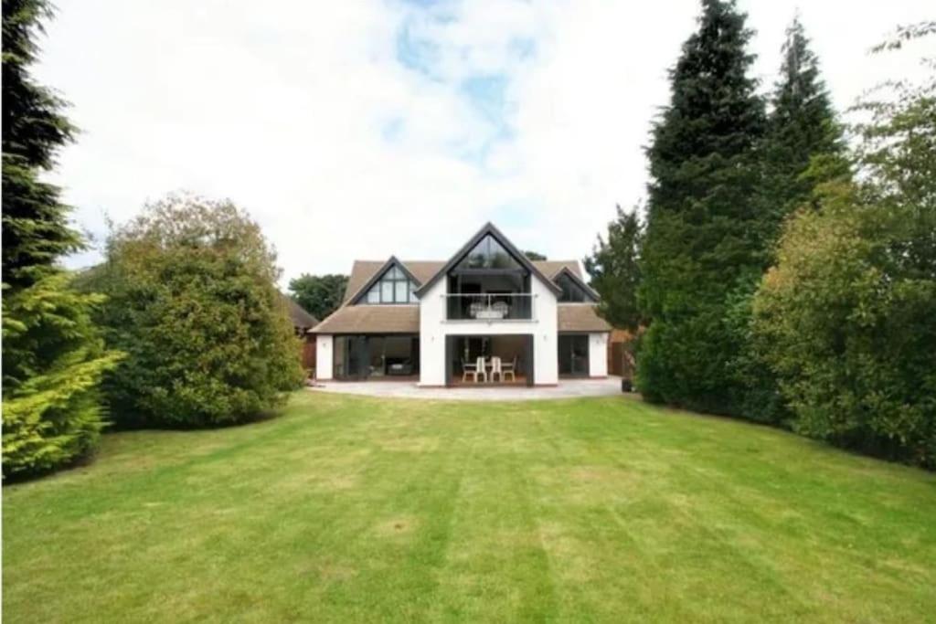 Luxury House In Solihull Kültér fotó